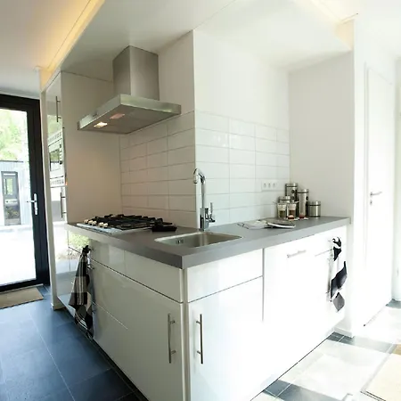 Cozy House With Garden, Near Maasduinen Belfeld